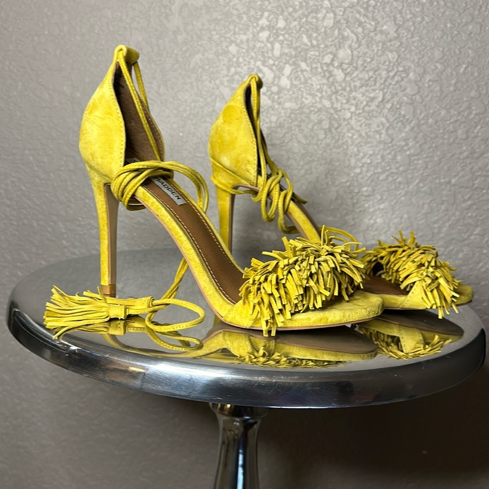 Steve Madden tassel heels, yellow size 8.5